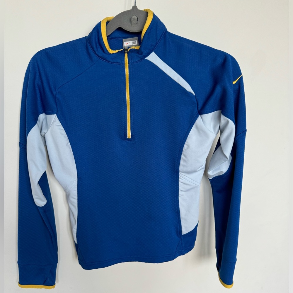 Nike women’s sweatshirt size XS